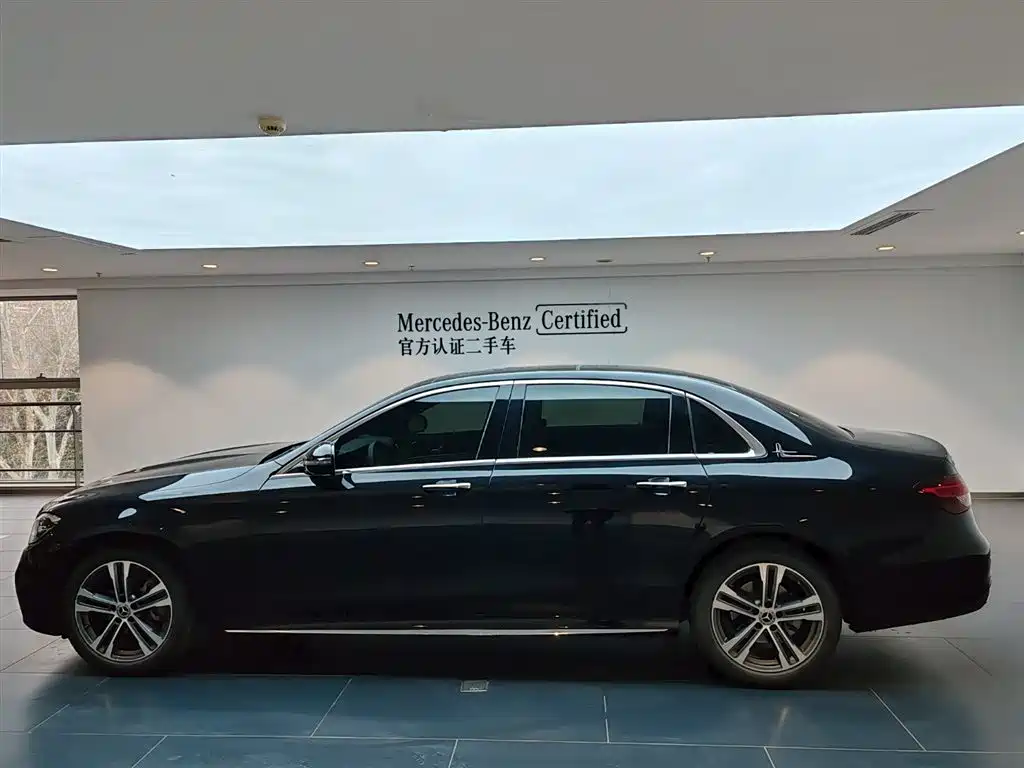  E CLASS