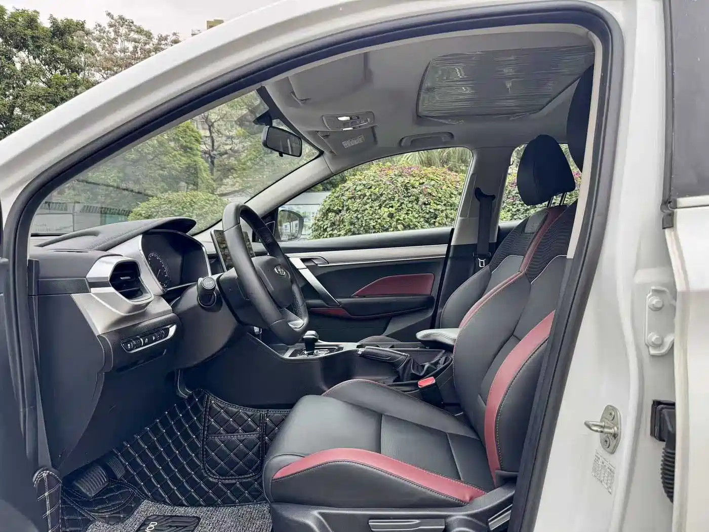 GEELY AUTOMOBILE BINYUE