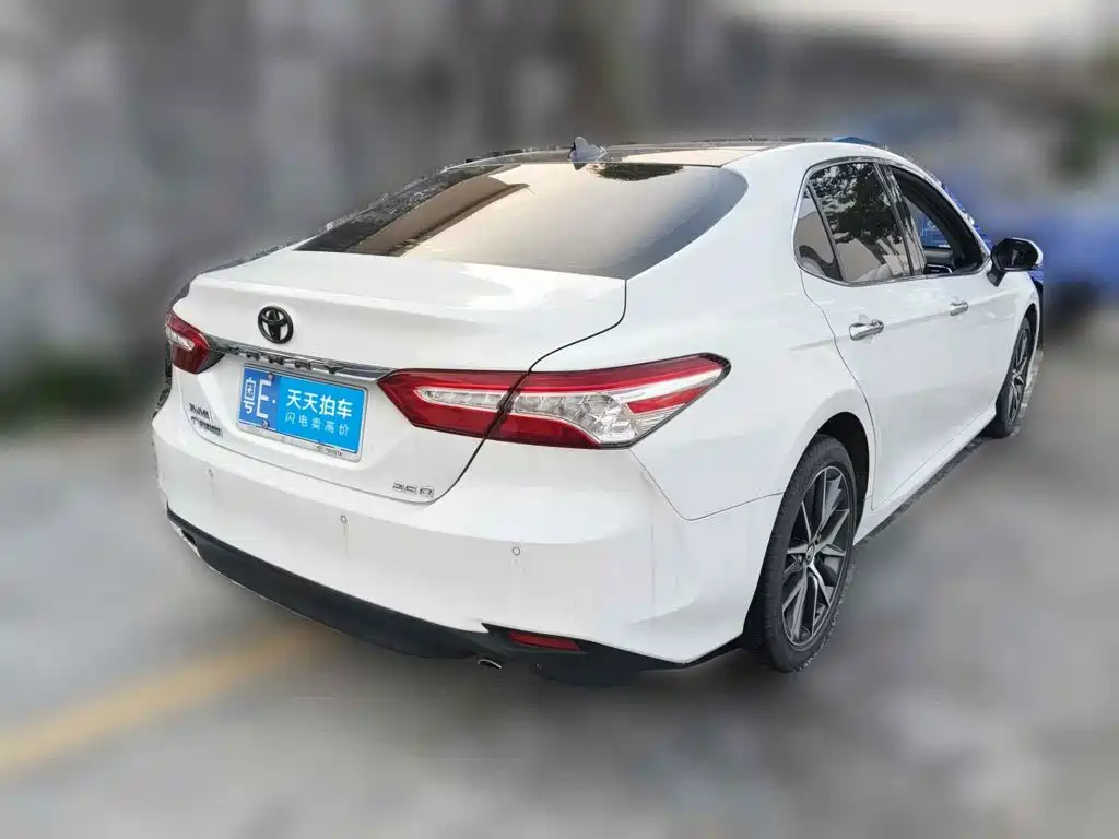 صورة 2 - Toyota Camry