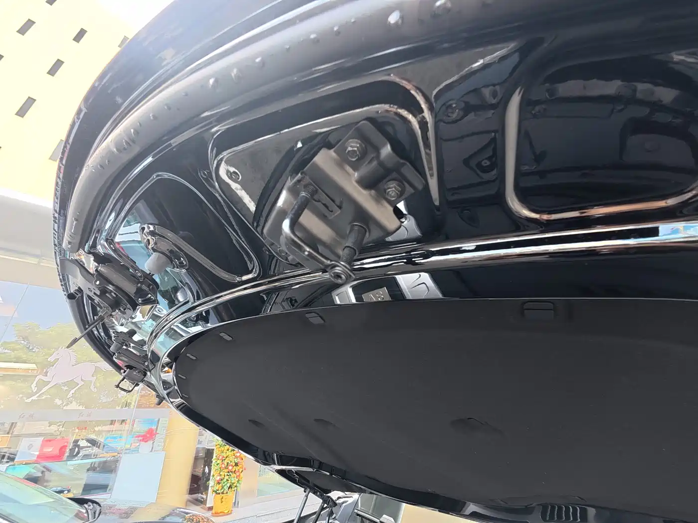 Hongqi Guoyao 2022 4.0T Premium Flagship 4-Seater фото 32