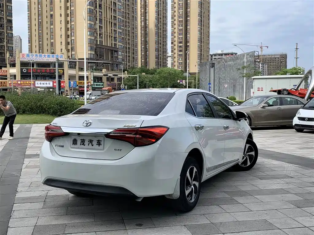 Toyota Levin 2017 Facelift 185T CVT Elite Edition China VI фото 9