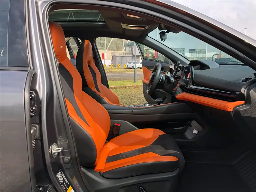 CHANGAN UNI-V