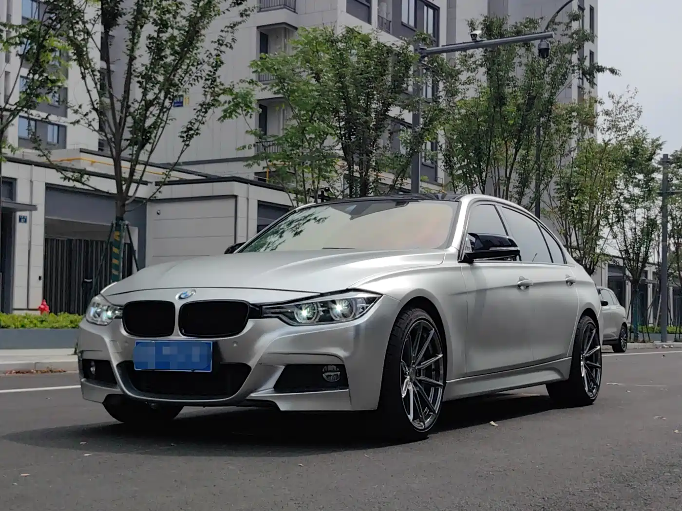 BMW 3 Series 2019 320Li M Luxury Package