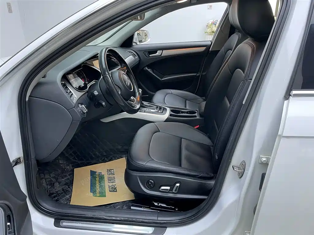 Audi A4L 2016 35 TFSI Automatic Standard фото 14
