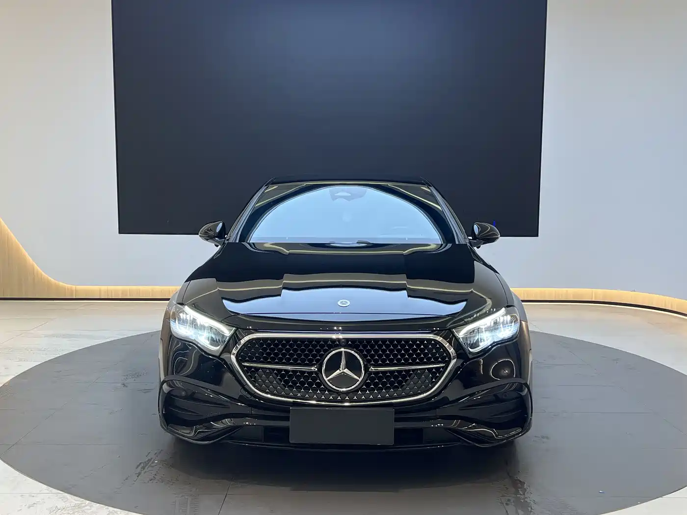 Mercedes-Benz E-Class (Import) 2024 E 260 Sport Edition фото 3
