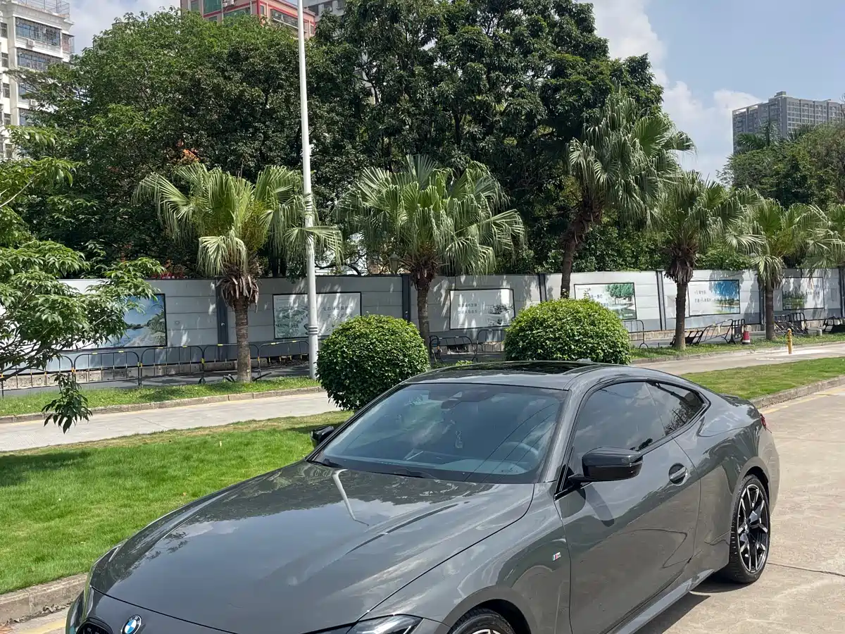BMW 4-SERIES
