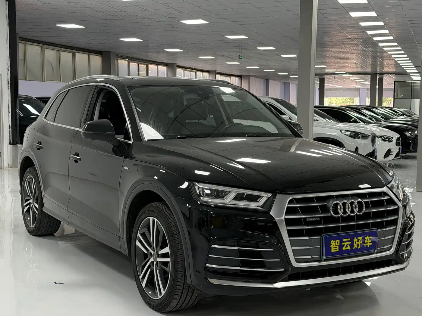 Audi Q5L 2020 40 TFSI Prestige Fashion фото 3