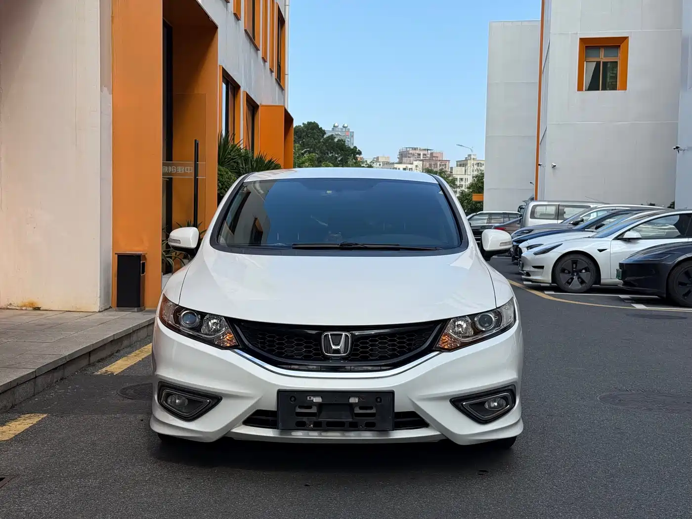 Honda Jade 2014 2014 1.8L Automatic Comfort Elite 5-seater