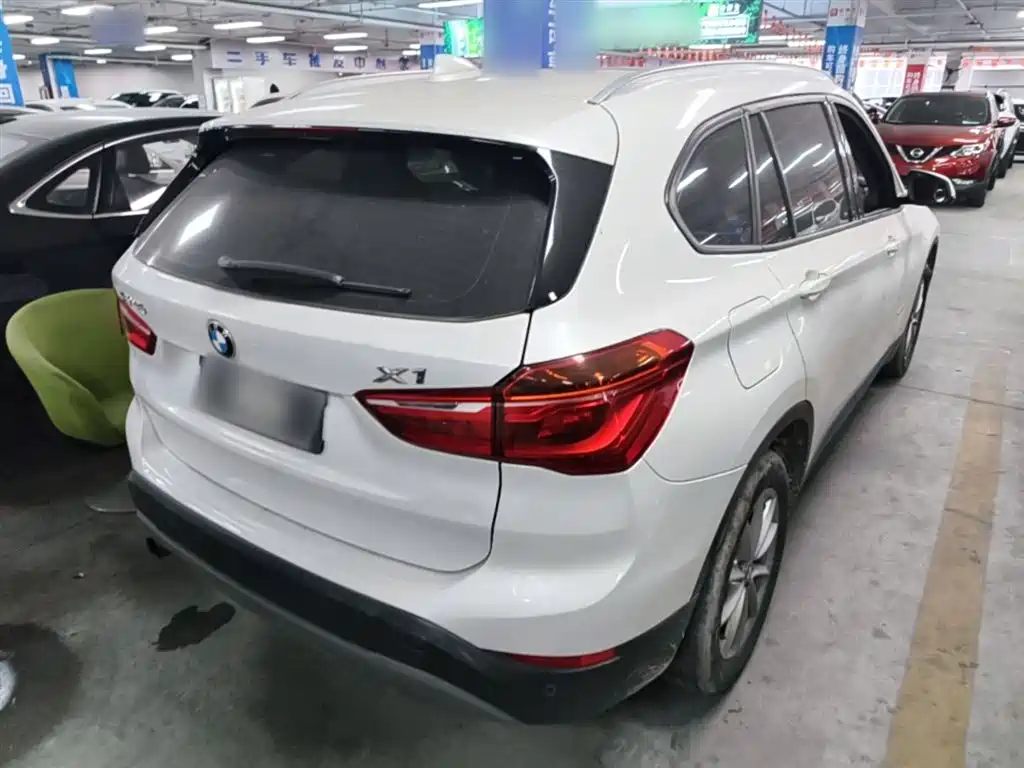 BMW X1 2016 sDrive18Li Fashion Model фото 7