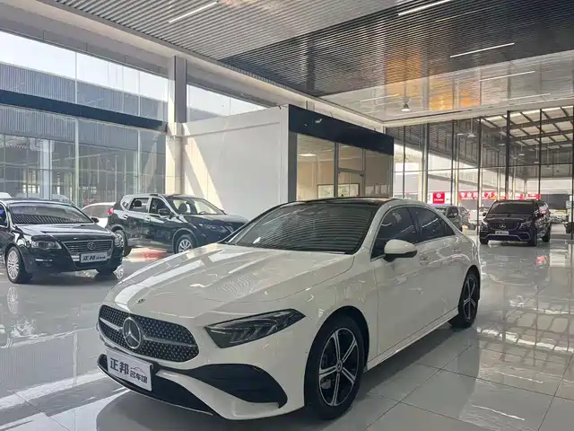 MERCEDES-BENZ A CLASS