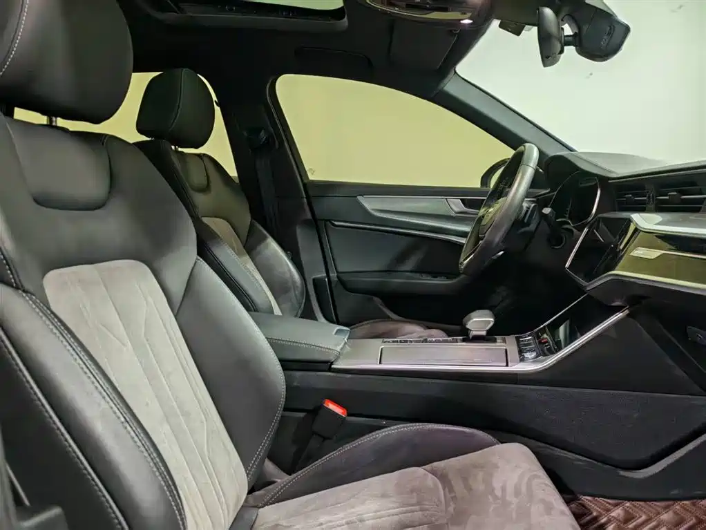 Audi A6L 2023 40 TFSI Luxury Dynamic фото 8