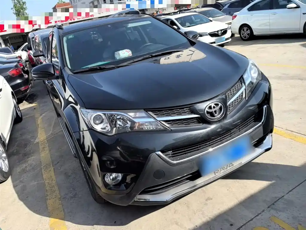 Toyota RAV4 Rongfang 2015 2.0L CVT 2WD Trend Edition фото 4