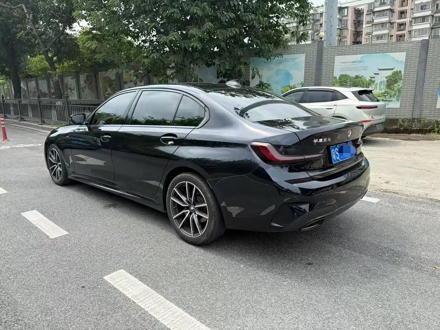 BMW 3 Series 2020 Facelift 325Li Launch Edition фото 4