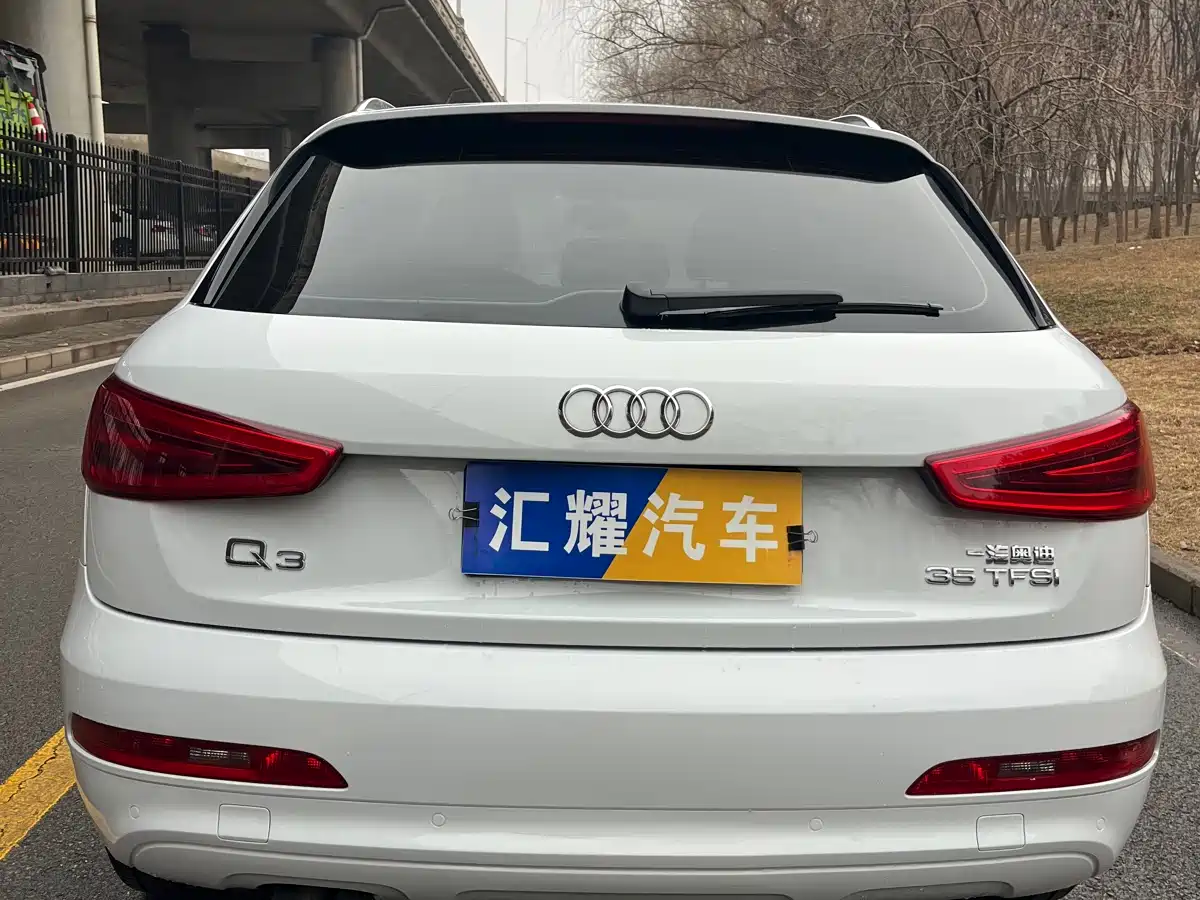 Audi Q3 2015 35 TFSI Comfort фото 4