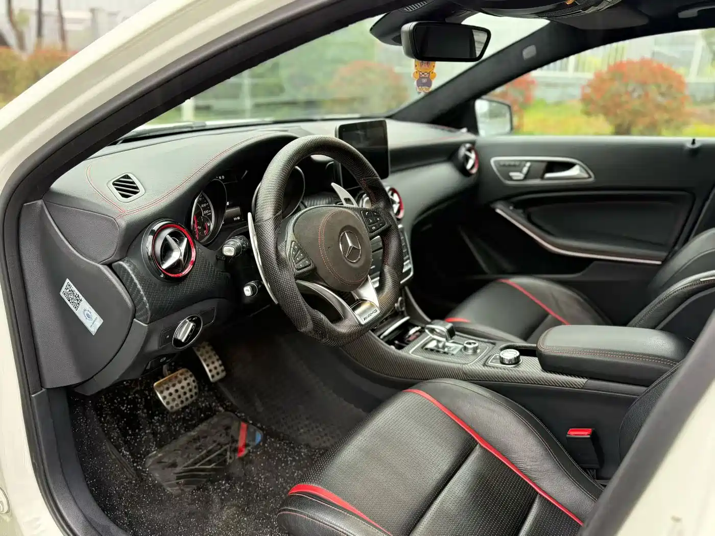 Mercedes-Benz A-Class AMG (Import) 2016 AMG A 45 4MATIC фото 6