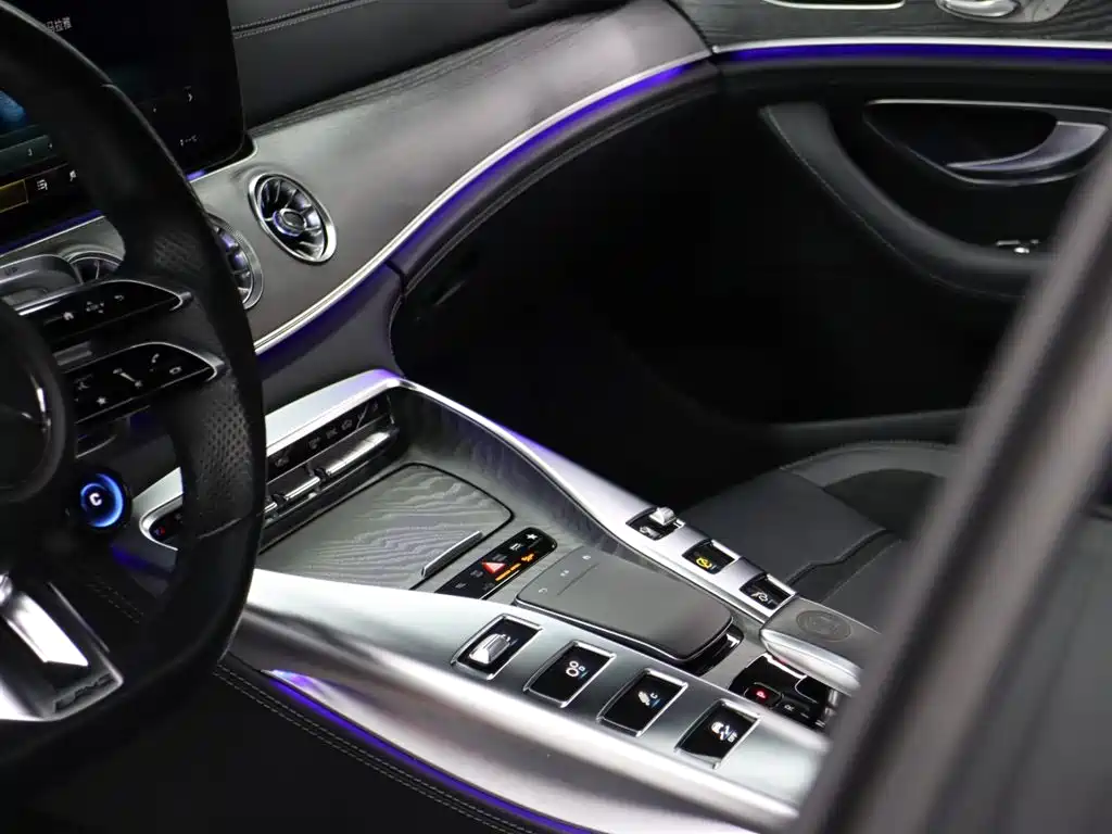 MERCEDES-BENZ AMG GT