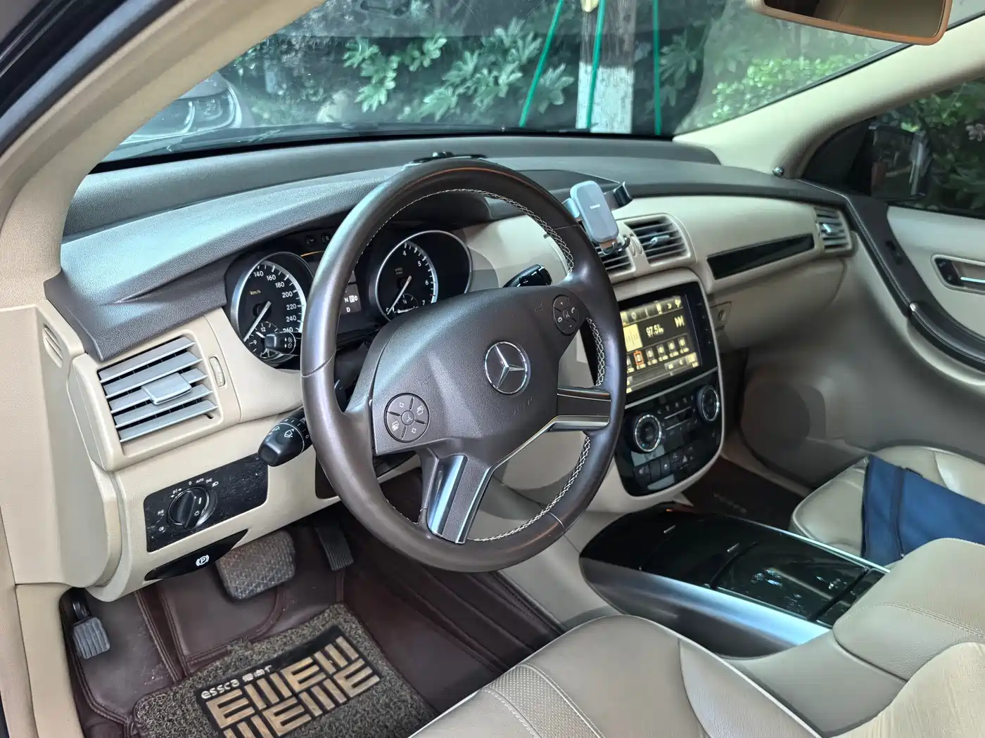 Mercedes-Benz R-Class 2017 R 320 4MATIC Business Collector's Edition фото 9