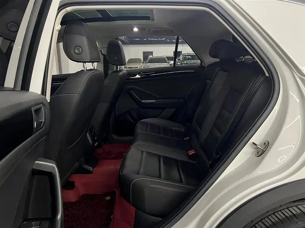 Volkswagen T-ROC 2022 280TSI DSG 2WD Comfort PLUS фото 12