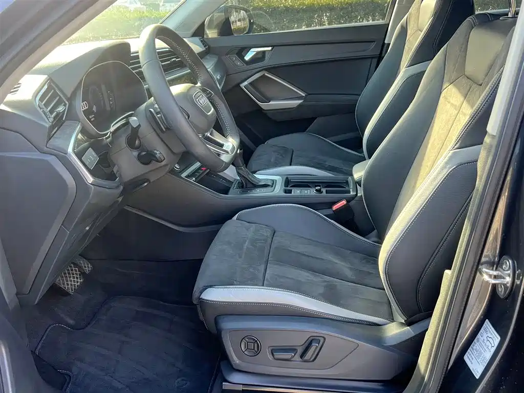 Audi Q3 2023 35 TFSI Fashion Dynamic (1.4T) фото 7