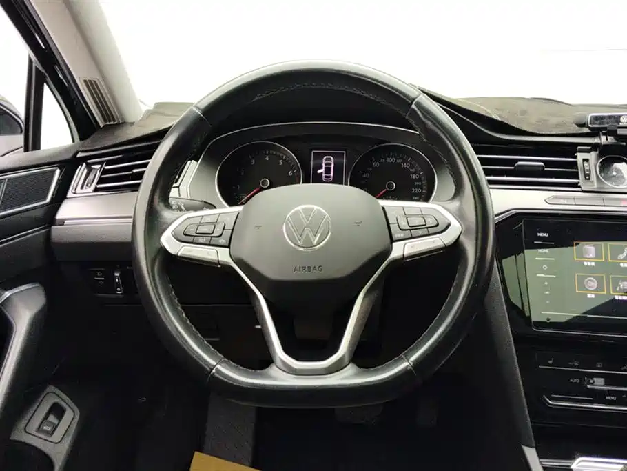 Volkswagen Magotan 2020 330TSI DSG Leading фото 13
