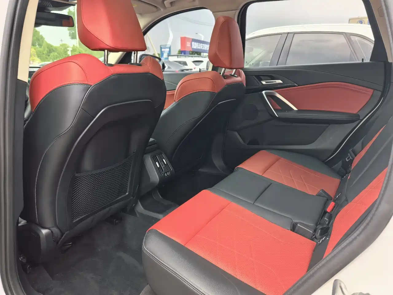 BMW X1 2023 sDrive20Li X Design Package фото 13