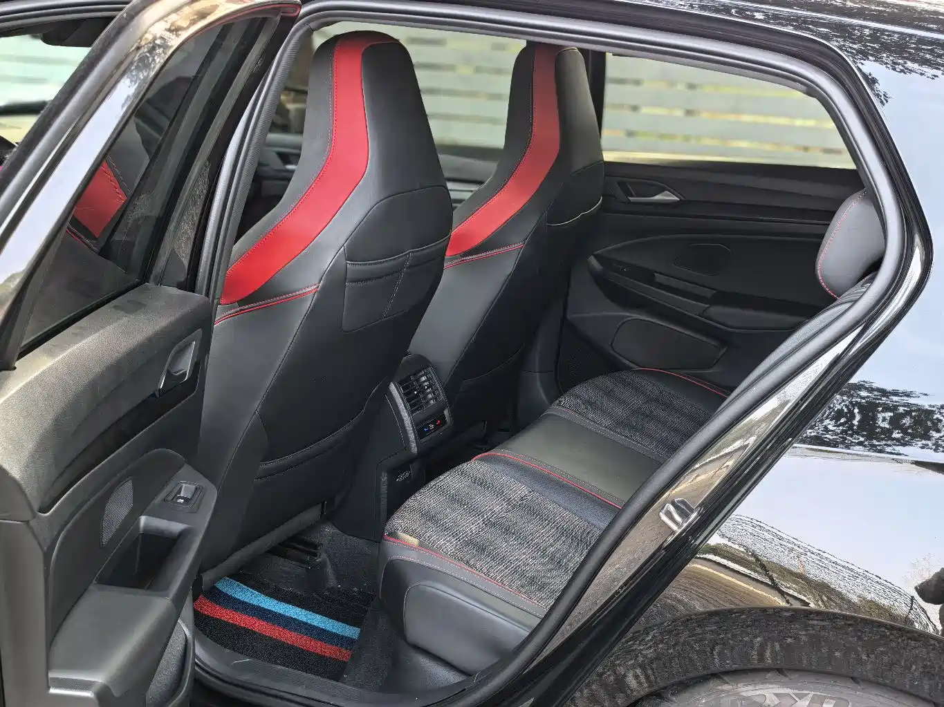 Volkswagen Golf GTI 2021 380TSI DSG GTI фото 13
