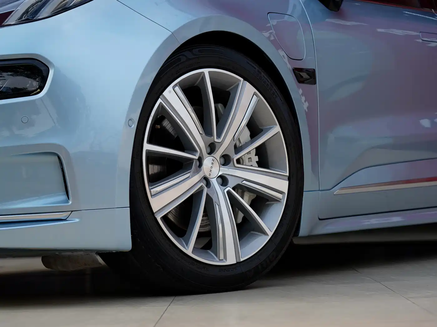 ZEEKR EXTREME KRYPTON 001