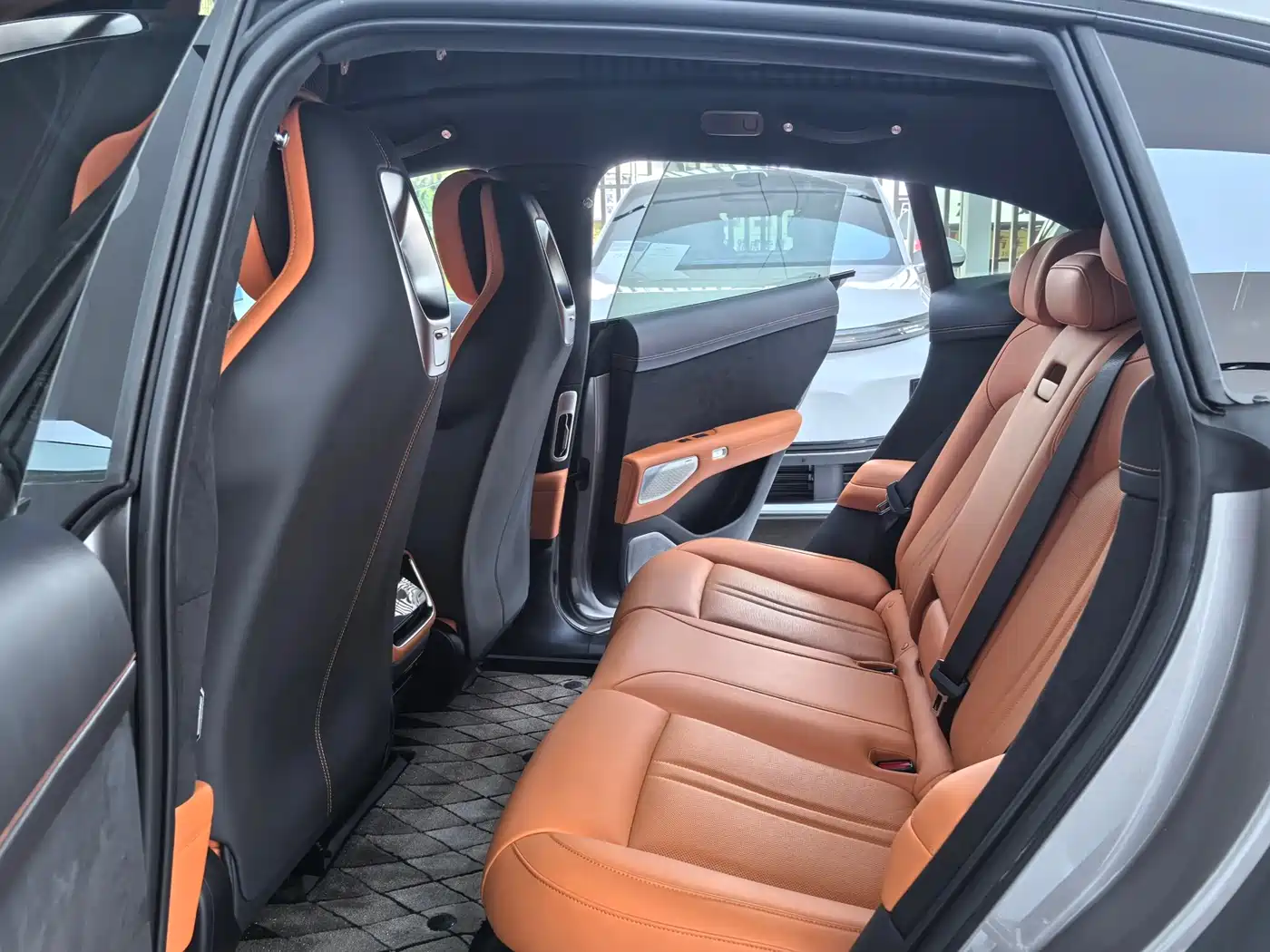 Xiaomi Auto Xiaomi YU7 2025 Ultra Long Range High Performance AWD Max Edition фото 5