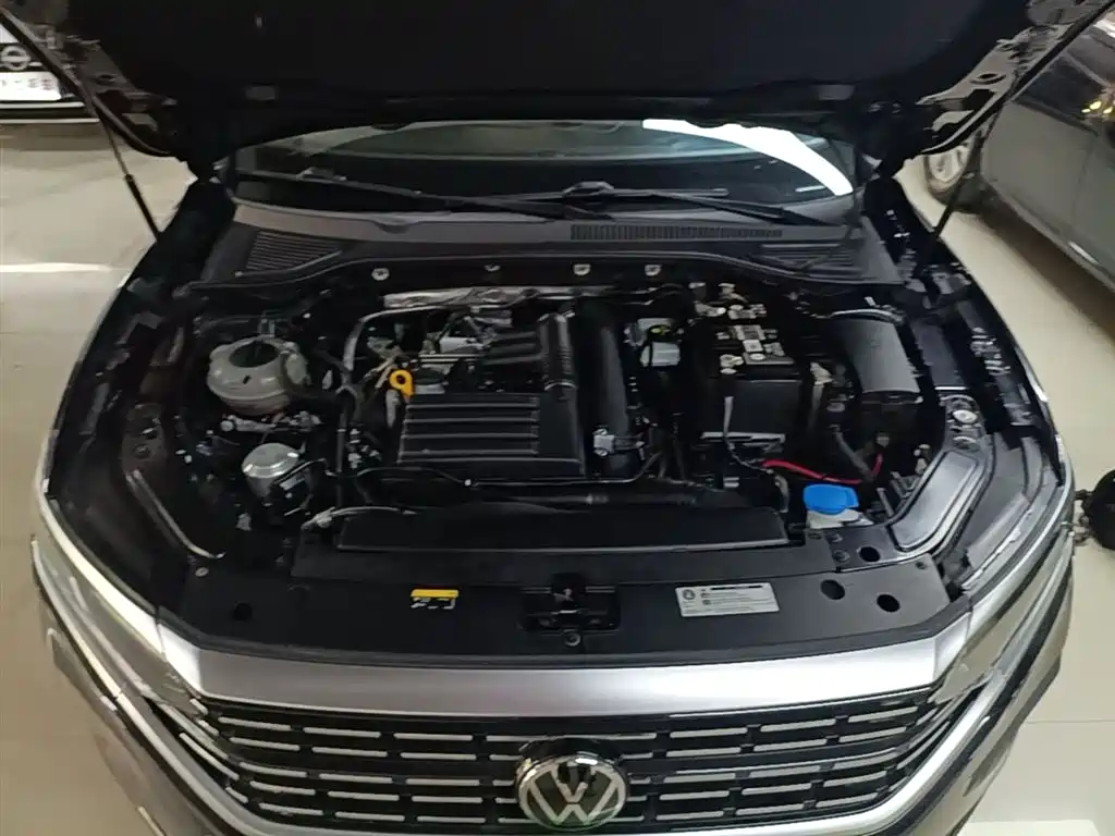 Volkswagen Passat 2023 Facelift 280TSI Business Edition фото 20