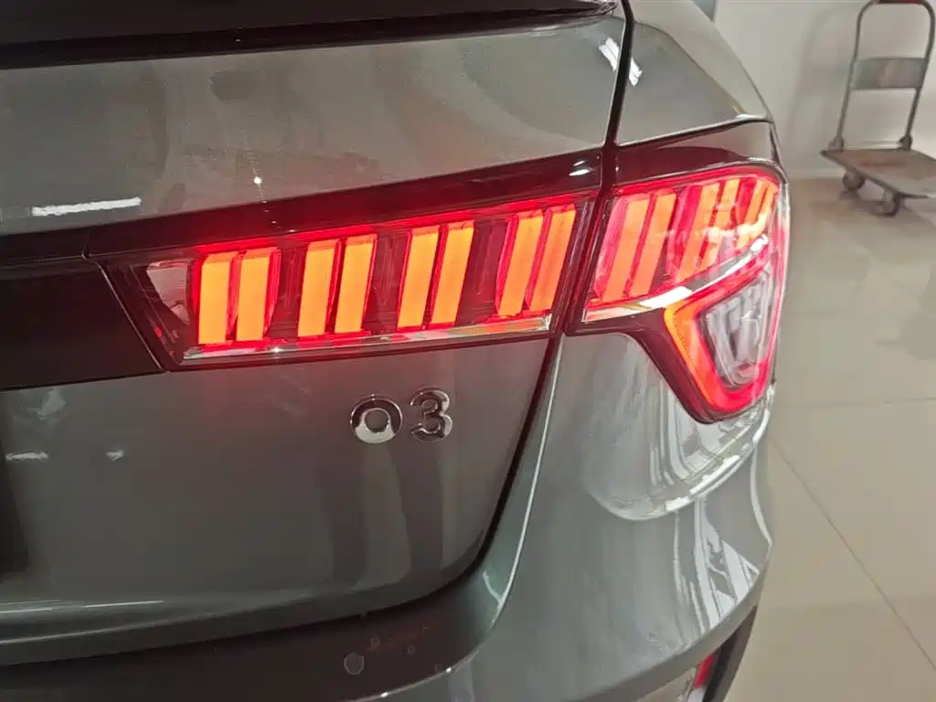 Lynk & Co 03 2022 1.5TD DCT Power Pro фото 8