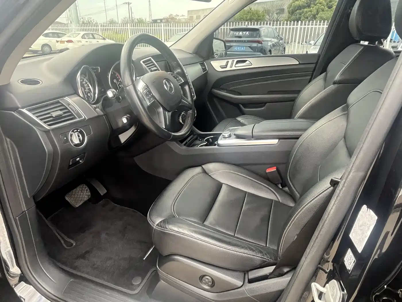 Mercedes-Benz M-Class 2014 ML 320 4MATIC фото 30