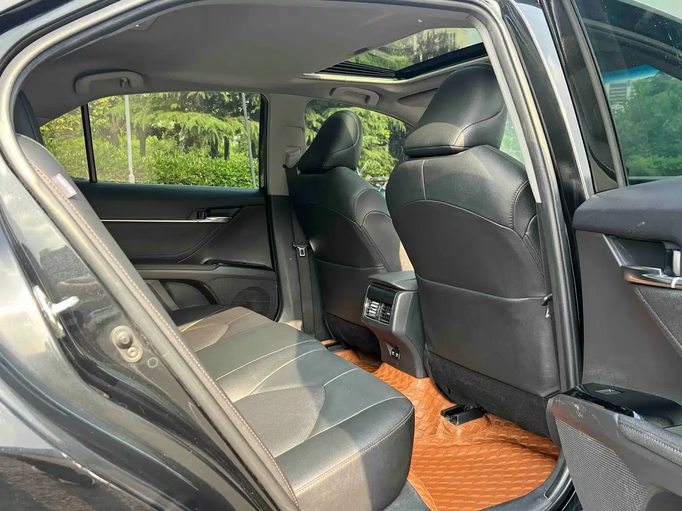 Toyota Camry 2021 2.0G Luxury Edition фото 10