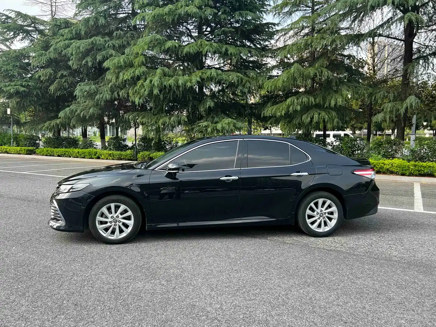 Toyota Camry 2021 2.0G Luxury Edition фото 15