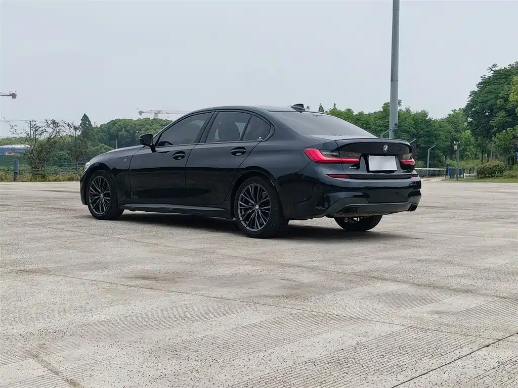 BMW 3 Series 2021 Facelift 325i M Sport Shadow Edition фото 4