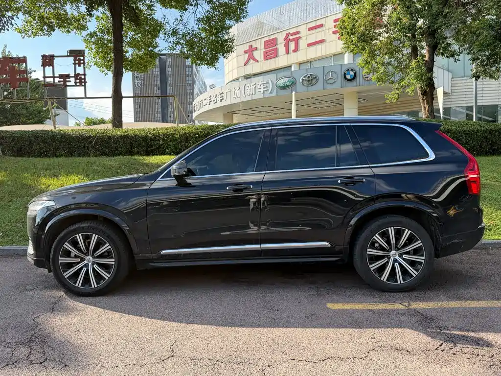 صورة 3 - Volvo XC90