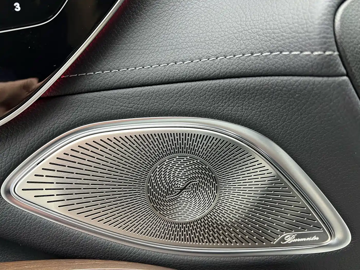 MERCEDES-BENZ EQS SUV