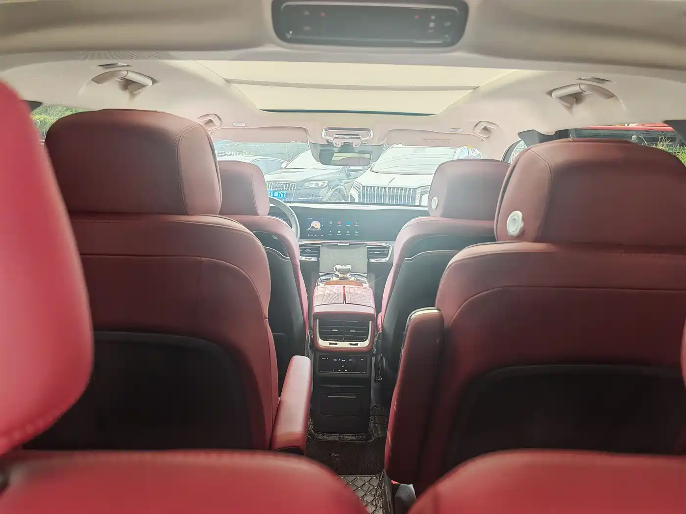 Hongqi E-HS9 2022 690km Qi Xiang Edition (6-seater) фото 12