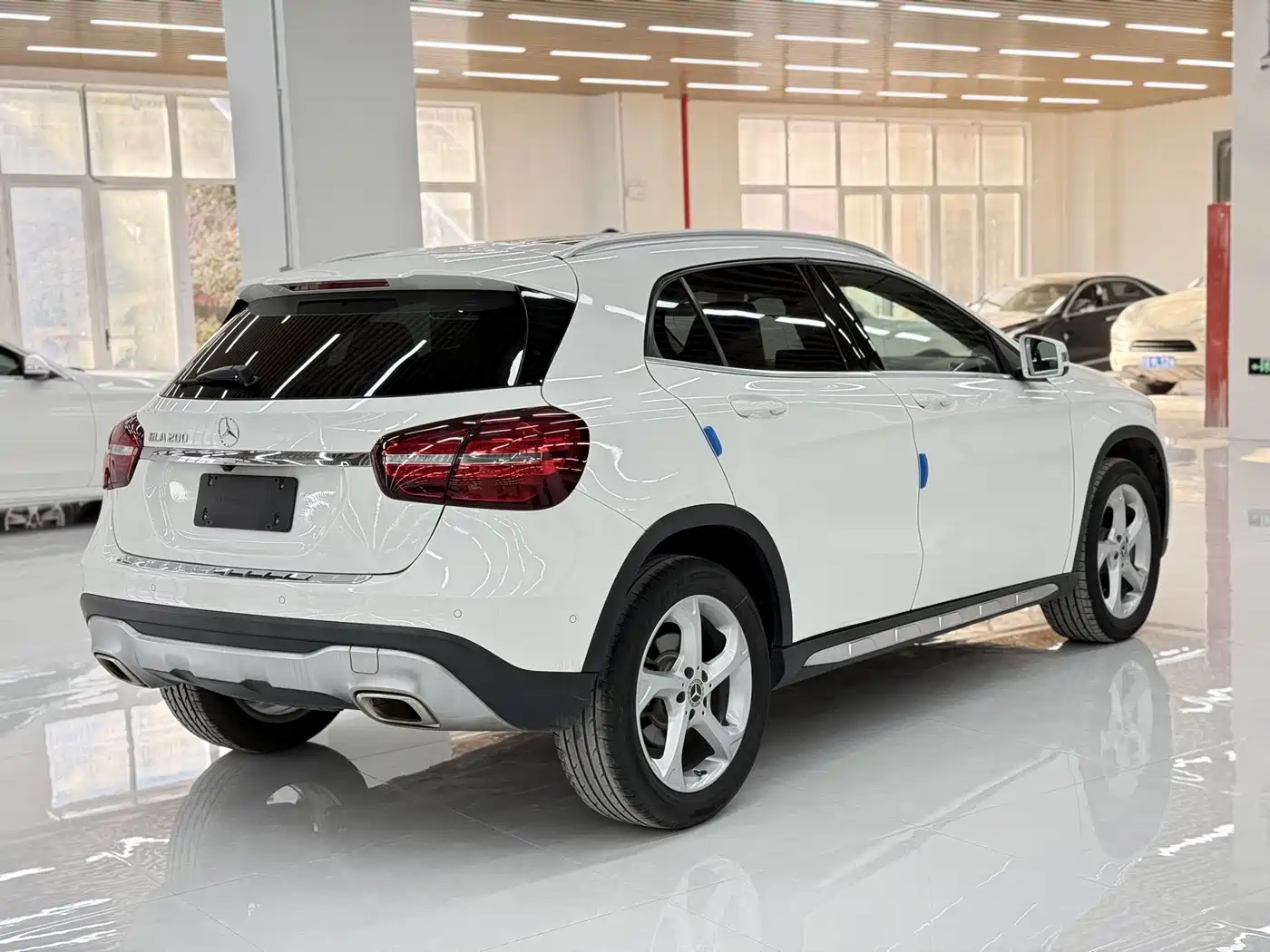 Mercedes-Benz GLA 2018 GLA 200 Dynamic фото 9