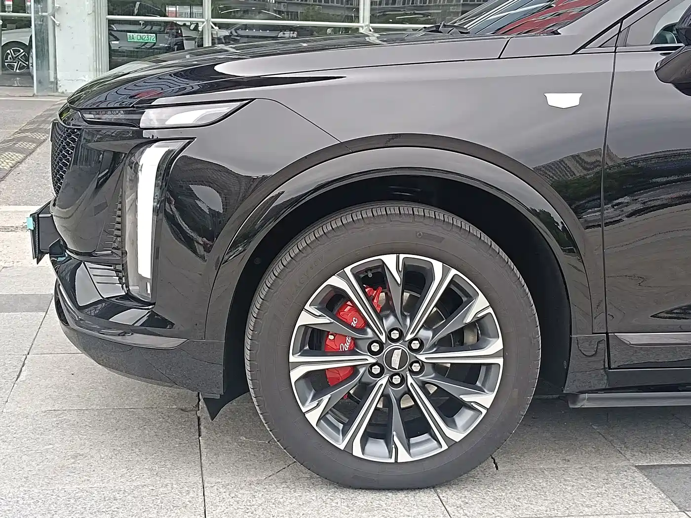Cadillac XT5 2025 2.0T Luxury фото 4