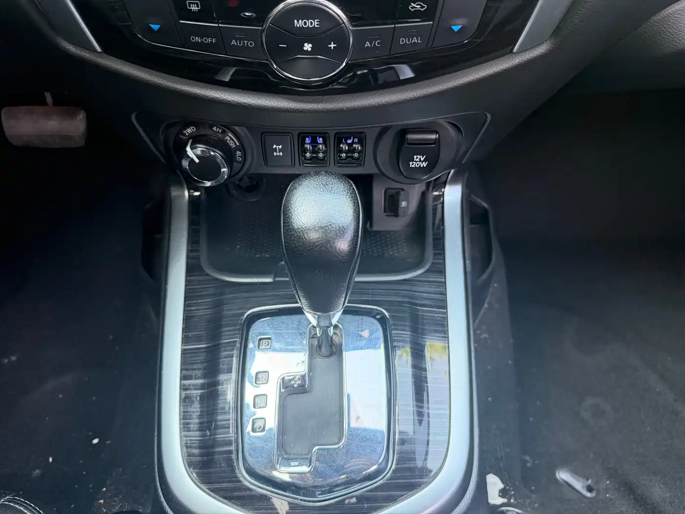 Nissan Terra 2018 2.5L Automatic AWD Flagship фото 15