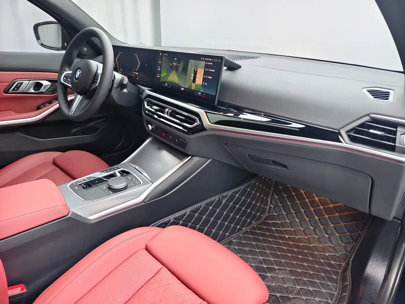 BMW 3 Series 2023 325i M Sport Black Night Package фото 15
