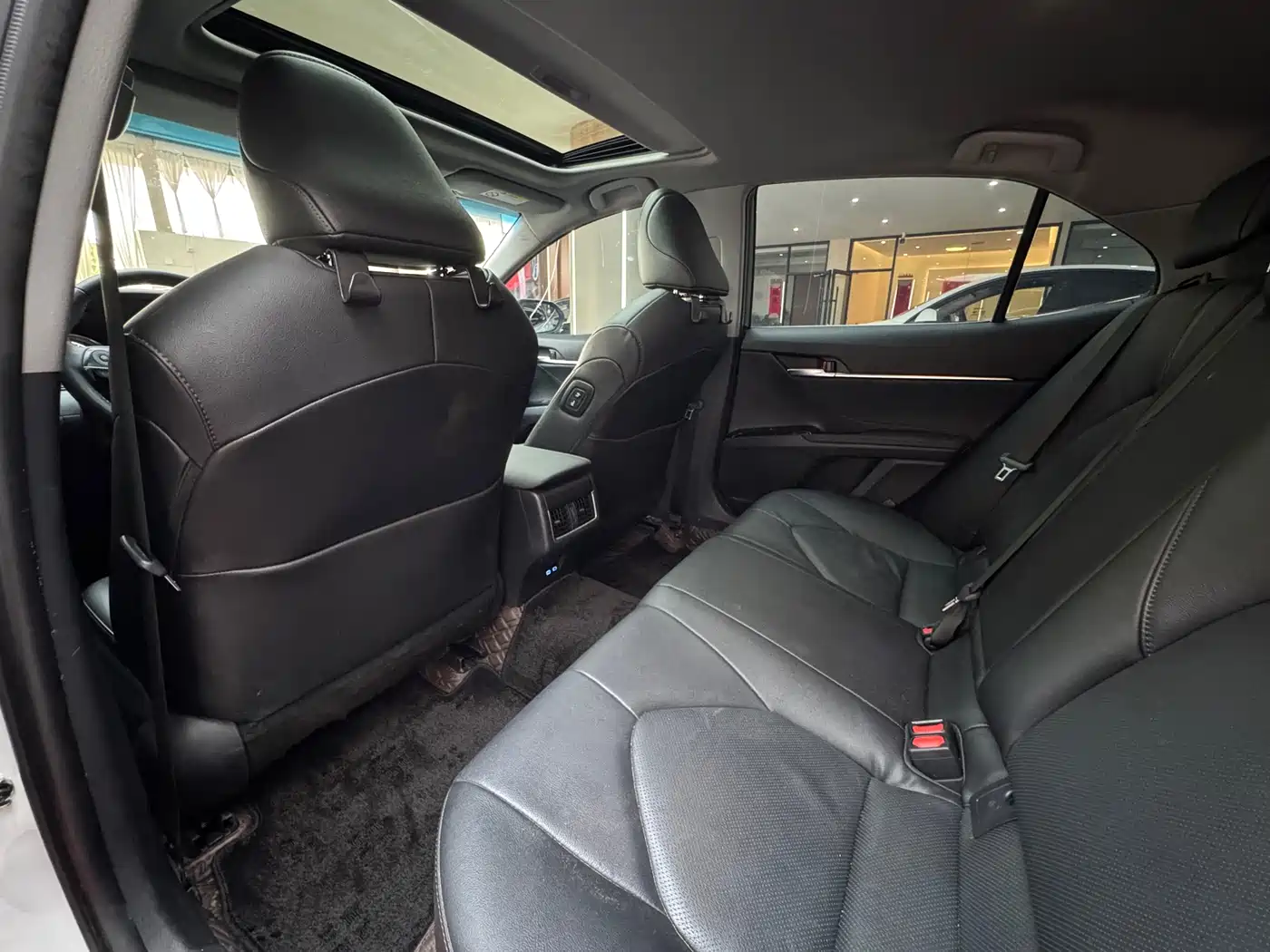 TOYOTA CAMRY