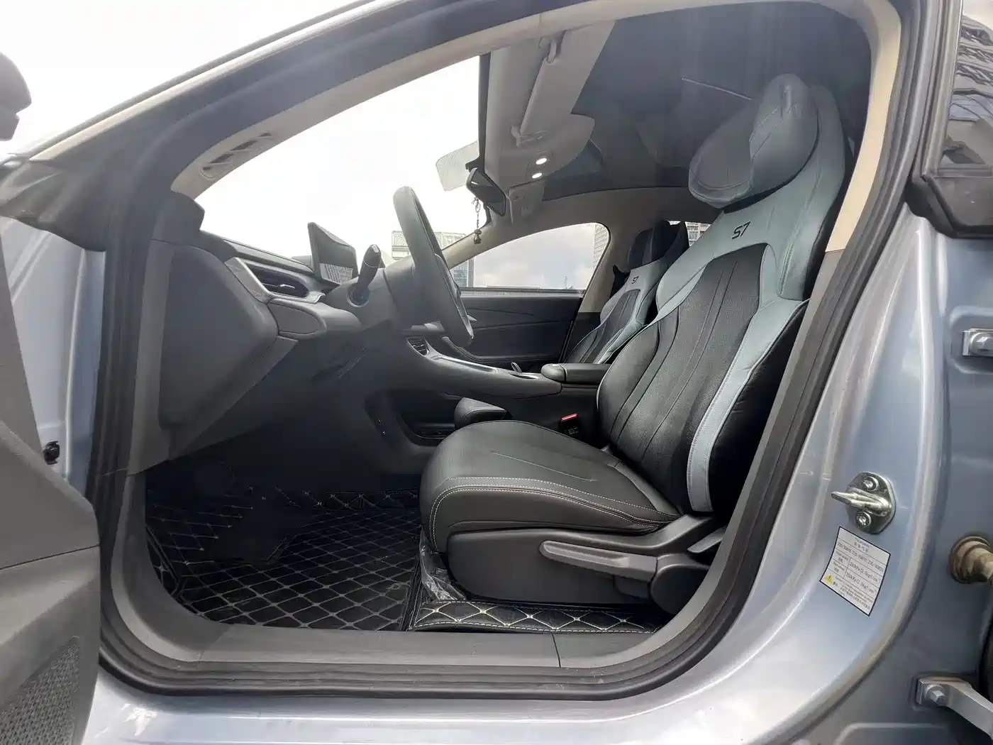 Фото 6 - Dongfeng Fengxing Stellar S7