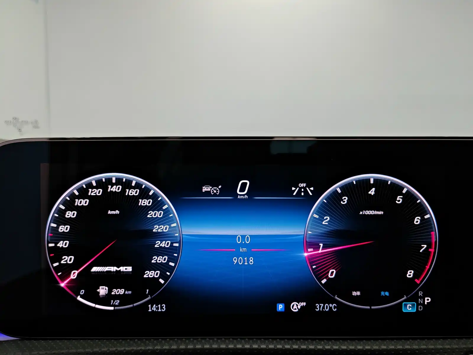 Photo 8 - Mercedes-Benz A-Class AMG