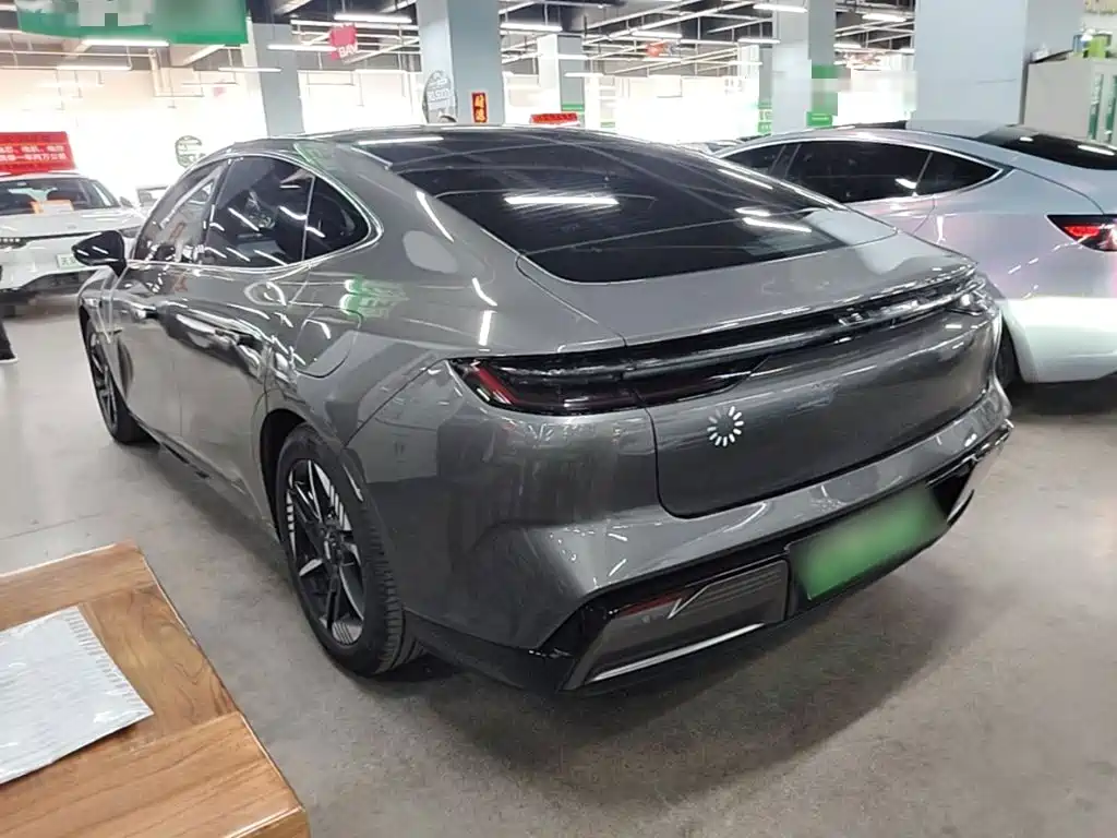 Фото 5 - Geely Galaxy Galaxy E8