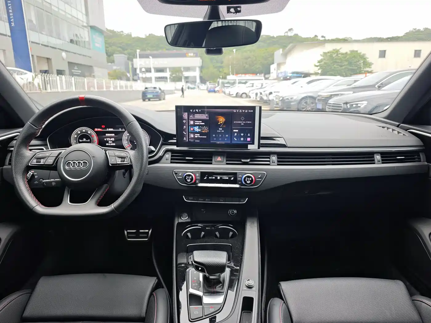 Audi A4L 2025 2 Million Celebration Edition 40 TFSI Luxury Dynamic фото 12