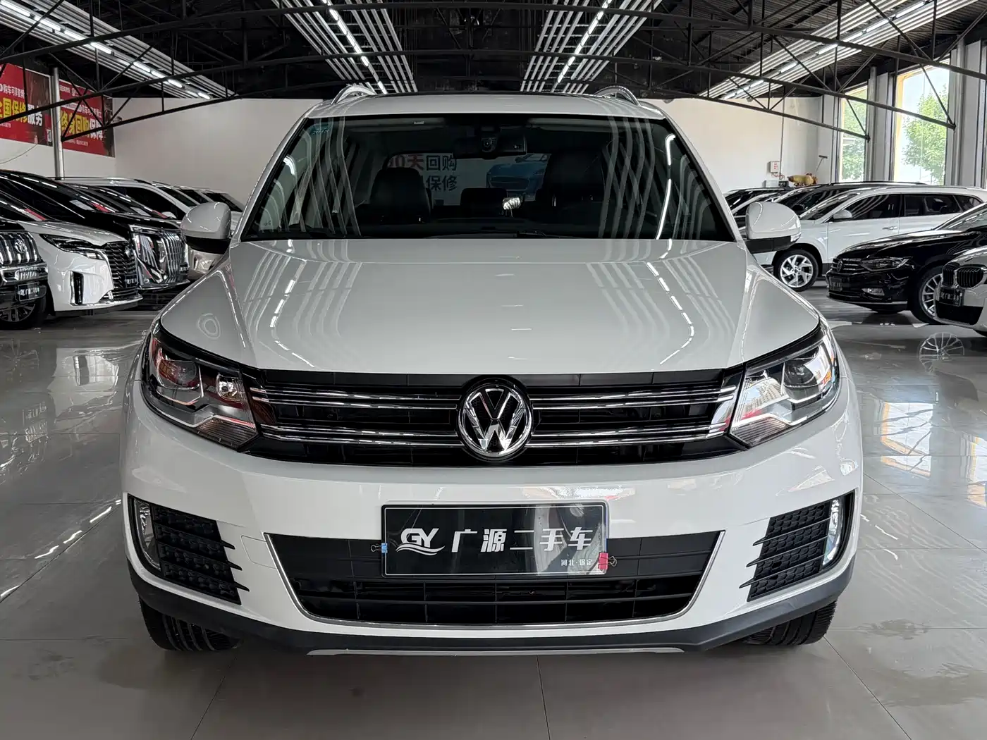 Volkswagen Tiguan 2016 Model 300TSI Automatic 2WD Luxury Edition фото 2