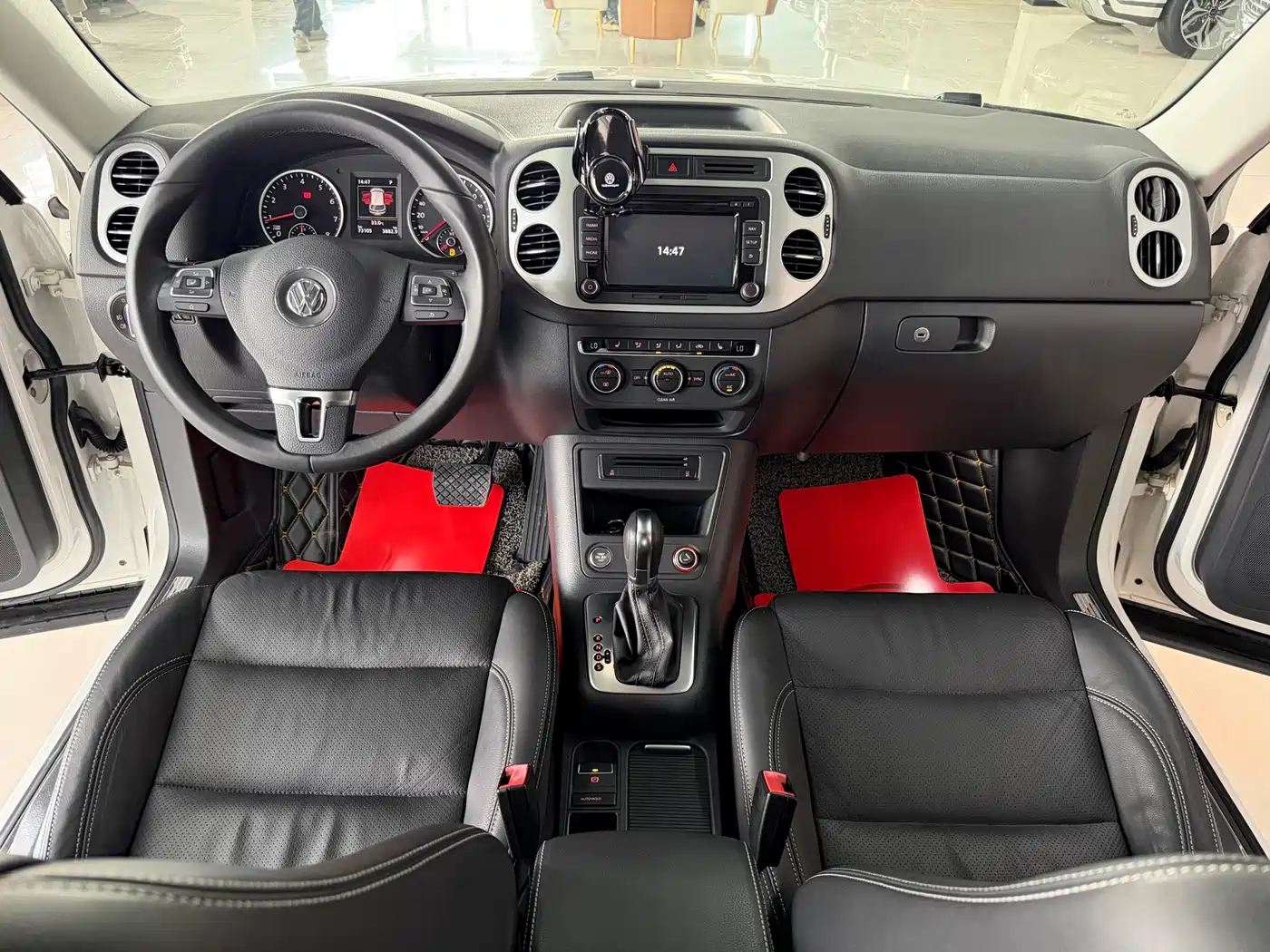 Volkswagen Tiguan 2016 Model 300TSI Automatic 2WD Luxury Edition фото 14