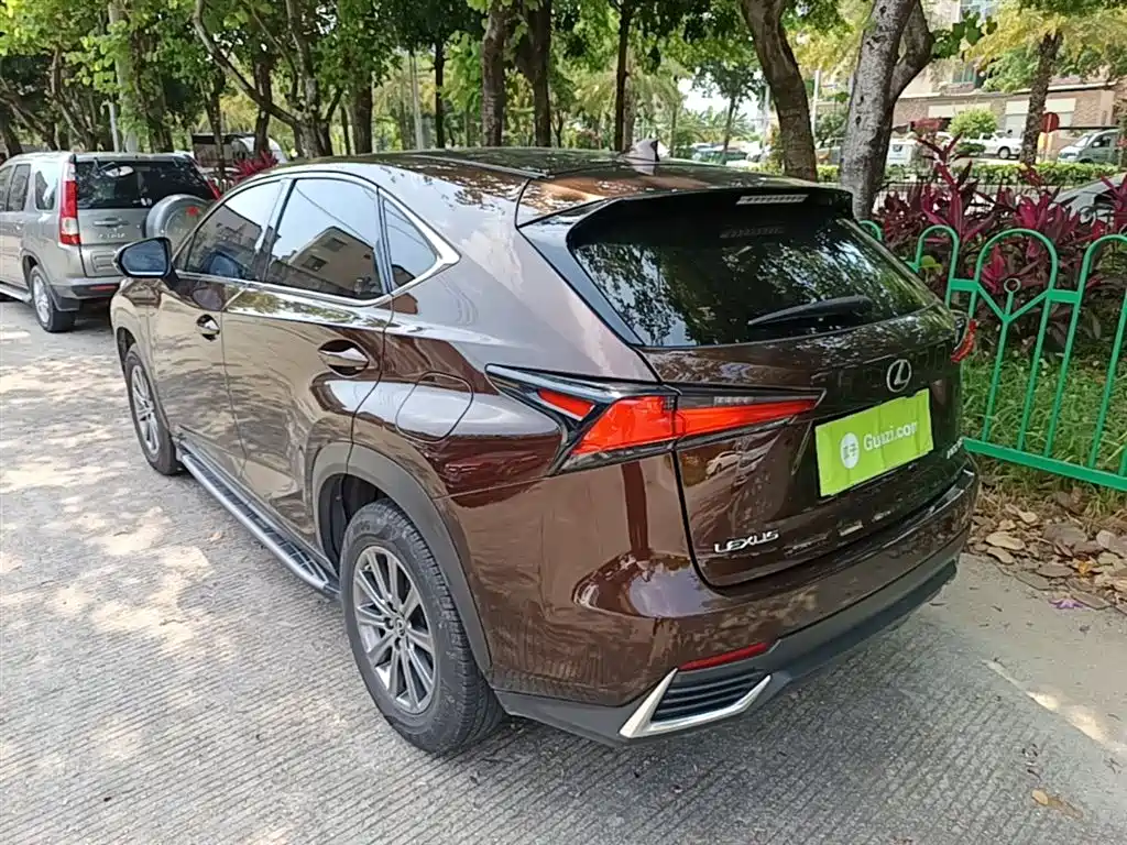 Lexus NX 2017 200 FWD Sharp Edition фото 5