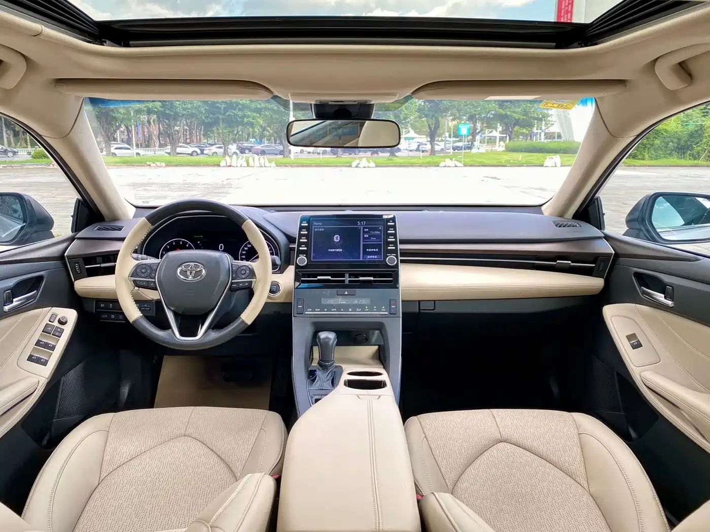 Toyota Avalon 2019 2.0L XLE Premium Edition (China VI) фото 5
